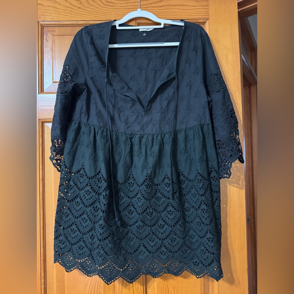 Black Lace Tunic Top